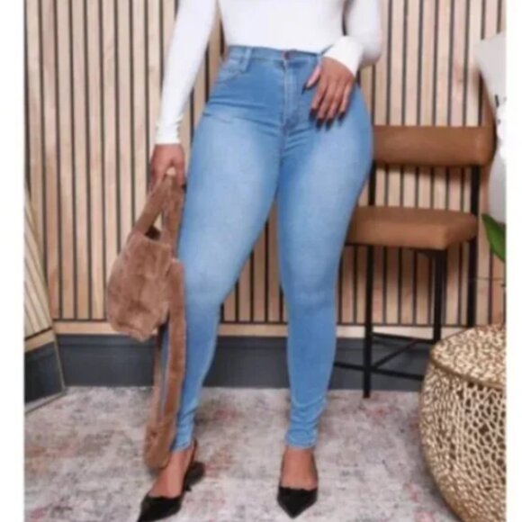 Swank a Posh Call Me Up High Rise Skinny Jeans in Medium Wash Size 3X (22) NWT - Picture 1 of 14